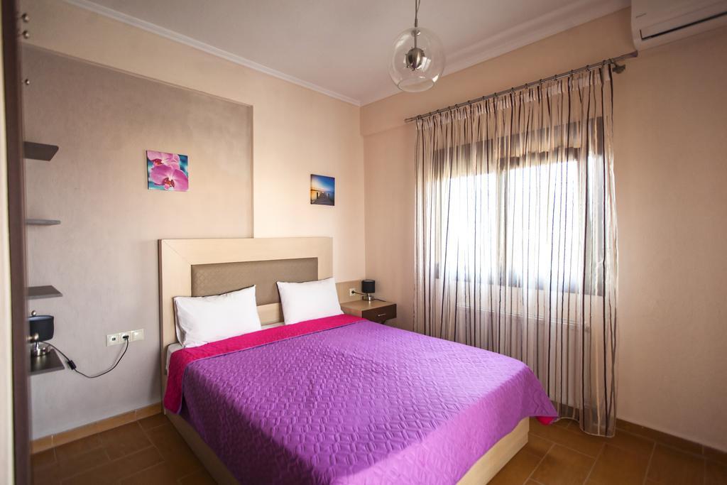 Αmalia Lux Villas Vrasná Екстериор снимка