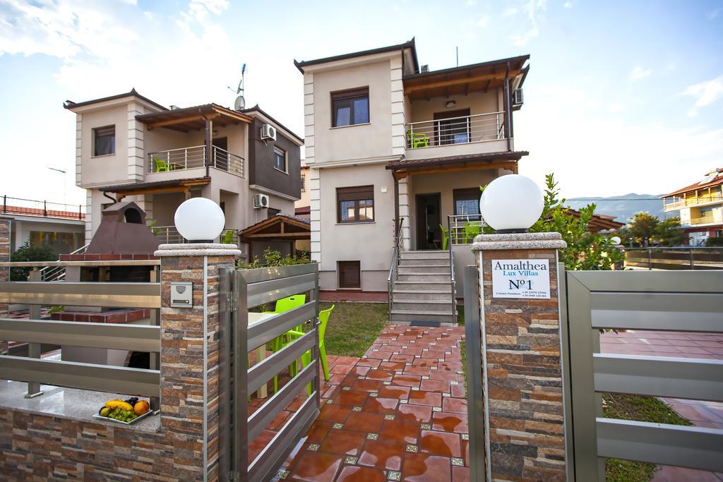 Αmalia Lux Villas Vrasná Екстериор снимка